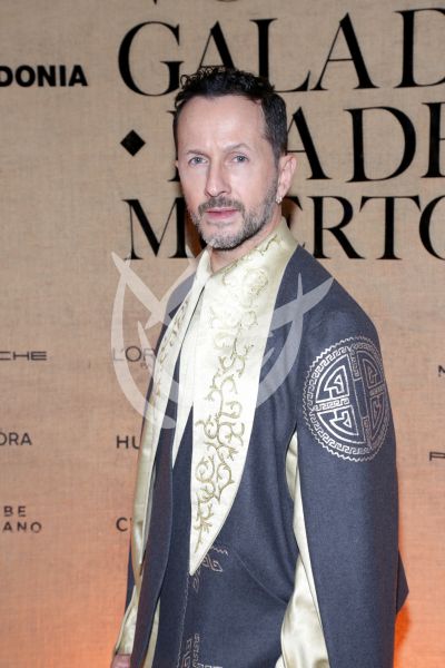Oscar Madrazo de Gala con Muertos
