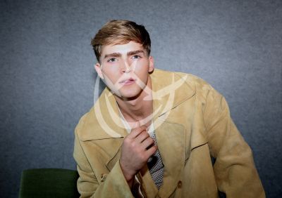 Conoce a Santos Bravos