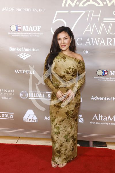 Annie González con los Aztec