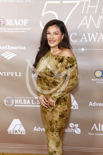 Annie González con los Aztec