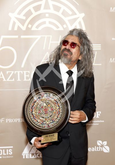 George Lopez es un regalo Azteca