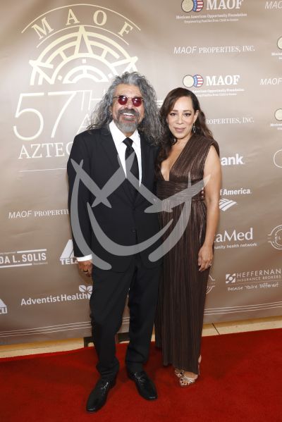 George Lopez y Selenis Leyva