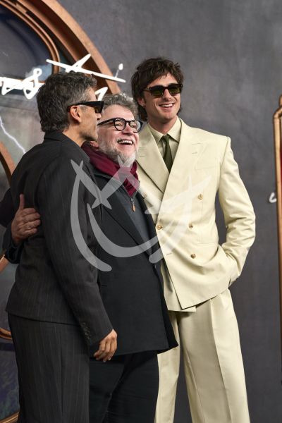 Guillermo, Oscar y Jacob con Frankenstein 