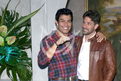 David y Andrés se Ocultan