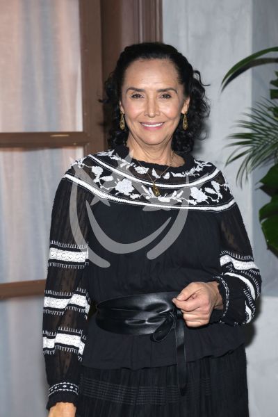 Mayra Rojas se Oculta