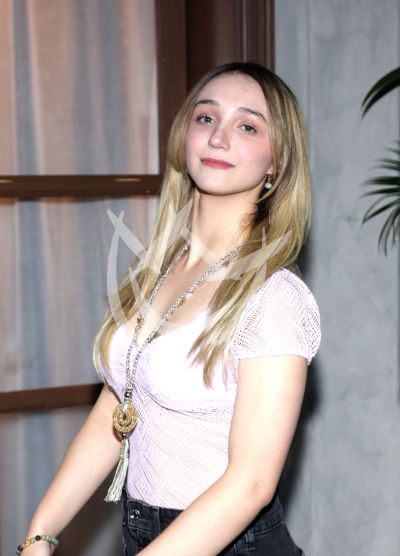 Nina Rubin se Oculta