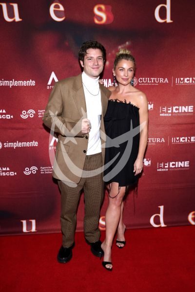 Ludwika Paleta y Nicolás Haza presumen Después