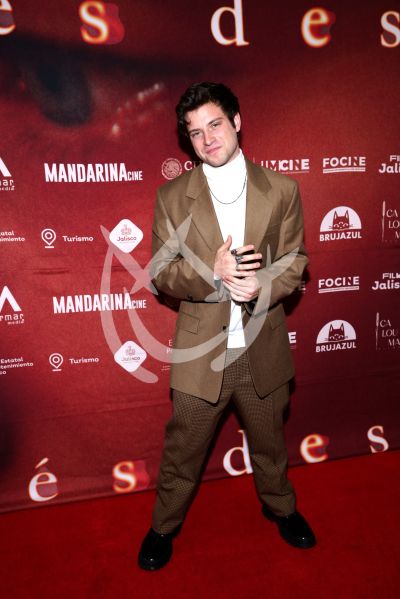 Ludwika Paleta y Nicolás Haza presumen Después