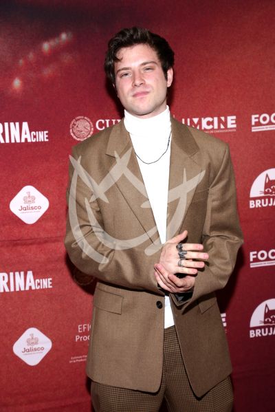 Ludwika Paleta y Nicolás Haza presumen Después