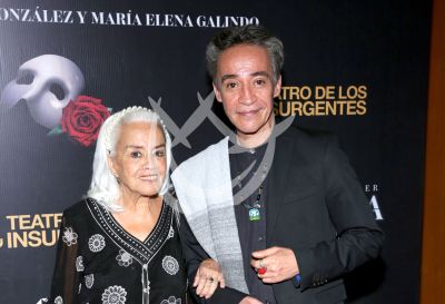 Evangelina y Roberto con El Fantasma