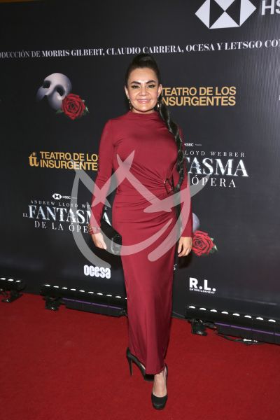 Lorena de la Garza con El Fantasma