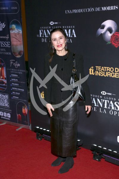 María Rojo con El Fantasma