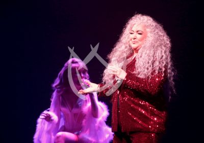 Belinda y Amanda Miguel en el Mentiverso