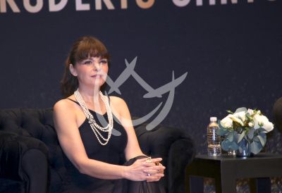 Itatí Cantoral en familia homenajea a papá Roberto