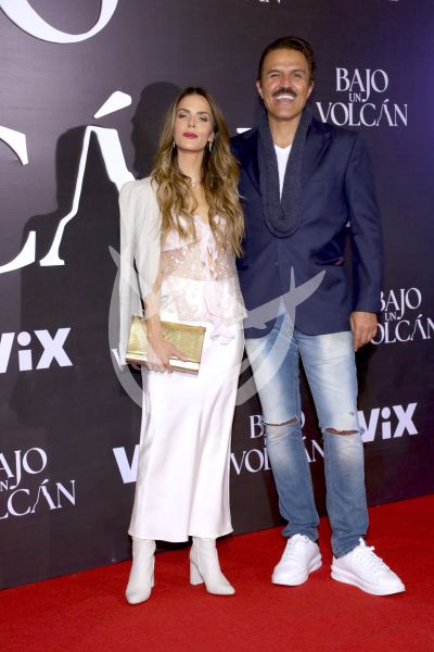Claudia Álvarez y Billy Rovzar al Volcán