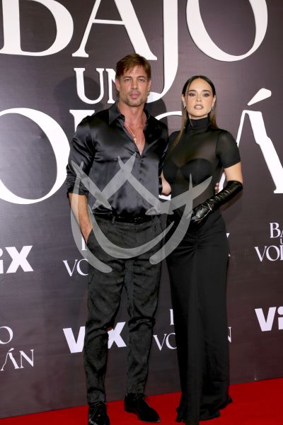 William Levy y Fabiola Guajardo en Bajo un Volcán