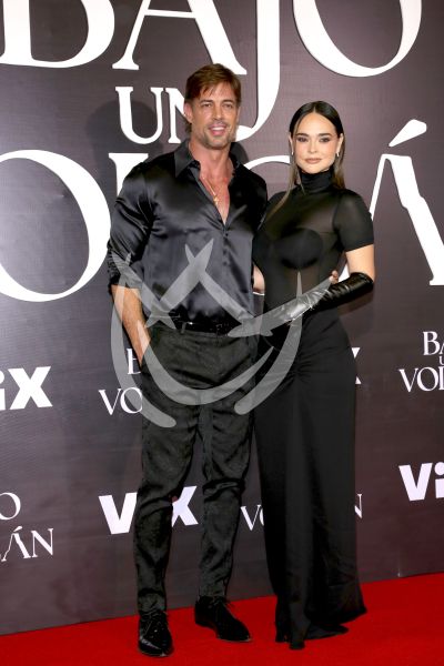 William Levy y Fabiola Guajardo en Bajo un Volcán