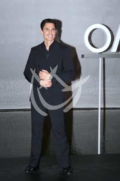 Alex González con Omega