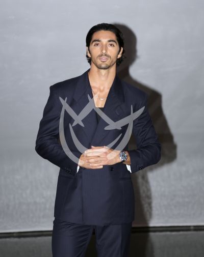 Taylor Zakhar Perez con Omega