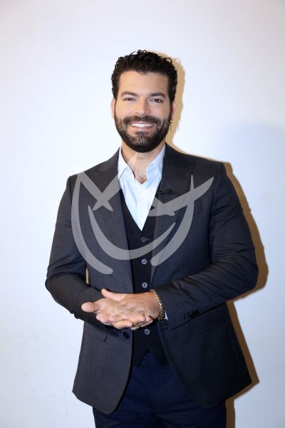 Adrián Di Monte y novia en DA