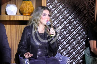 Alicia Villarreal celebra su libertad