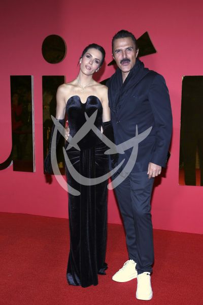 Claudia Álvarez y Billy Rovzar con Quién