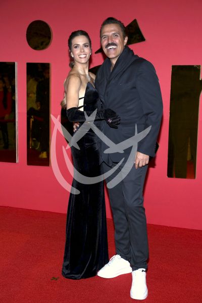 Claudia Álvarez y Billy Rovzar con Quién