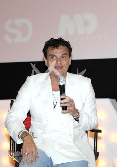 Silvestre Dangond y Juancho al baile