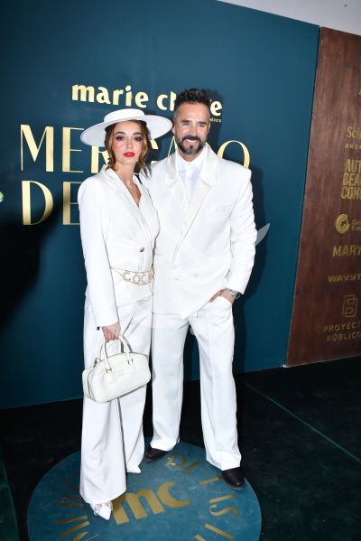 José Ron y novia de Flores