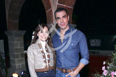 Angelique Boyer y Marcus Ornellas con Doménica