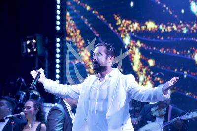 Ernesto D'Alessio con Los Aguilera