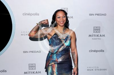 Kali Reis en Sin Piedad