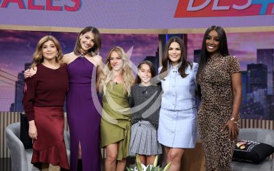 Migbelis y Karina reciben a Adamari e hija