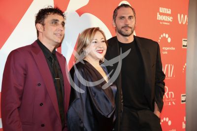 Canco, Carmen y Paco León con Aída