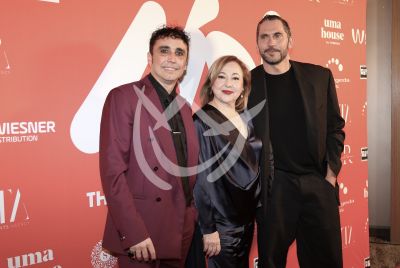 Canco, Carmen y Paco León con Aída