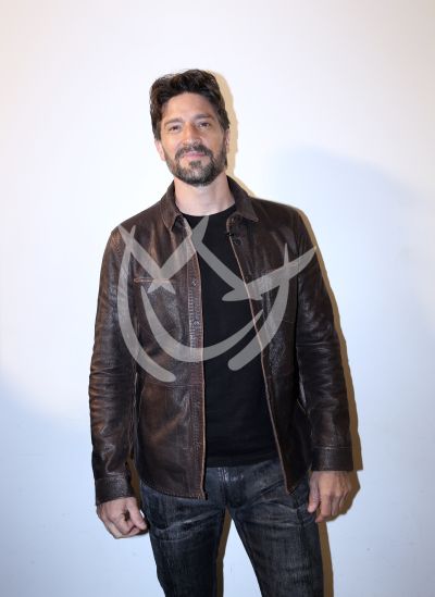 Susana entre galanes en DA