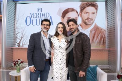 Susana entre galanes en DA