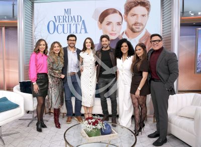 Susana entre galanes en DA