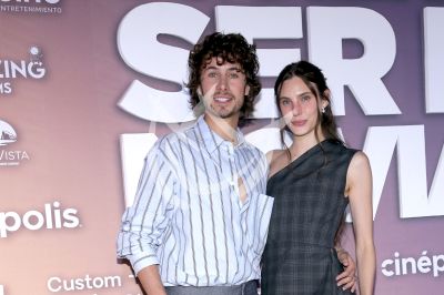 Juanpa Zurita y Macarena Achaga de premier