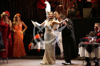 Marlene Favela y Mauricio Islas a escena