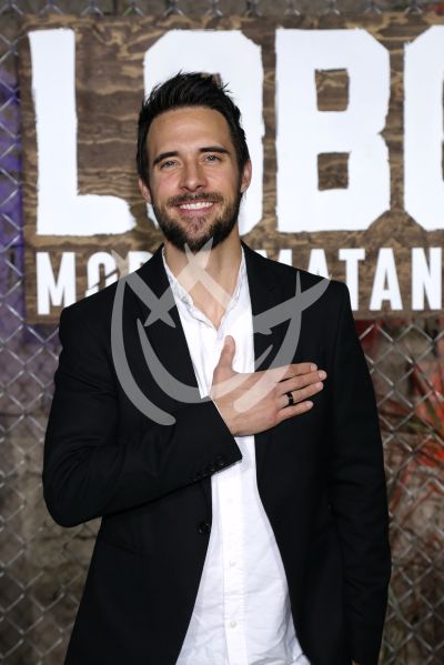 Gerardo Oñate con Lobo