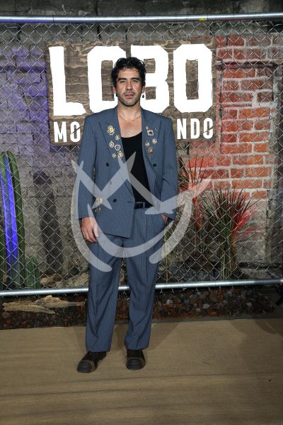 Roberto Quijano con Lobo