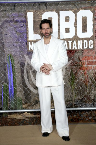 Arap Bethke con Lobo 