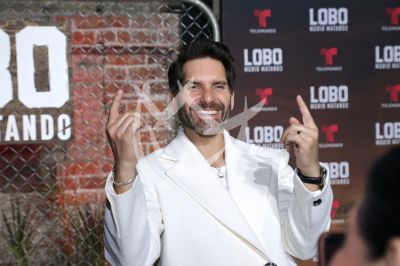 Arap Bethke con Lobo 