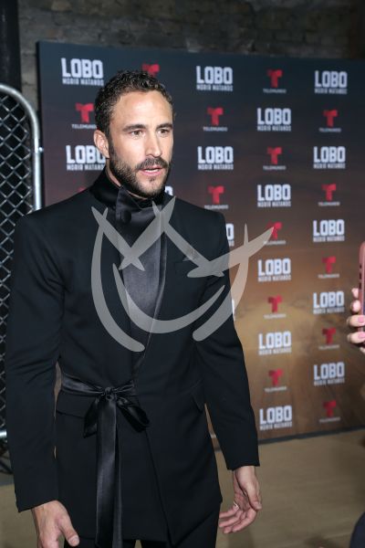 Roberto Romano con Lobo 