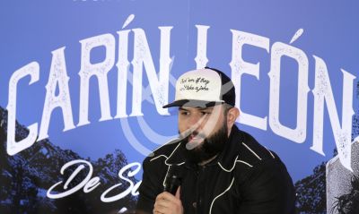Carín León pal Mundo
