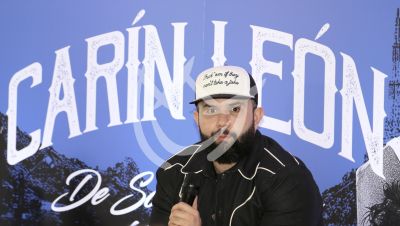 Carín León pal Mundo
