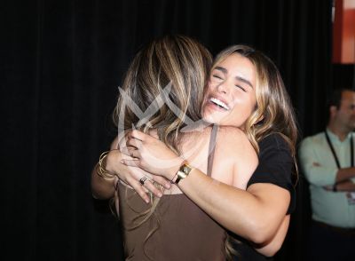 Clarissa Molina y Melody en ensayos PLN