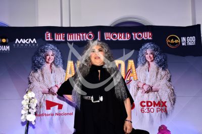 Amanda Miguel dice Él Me Mintió