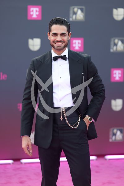 Roberto Hernández en PLN